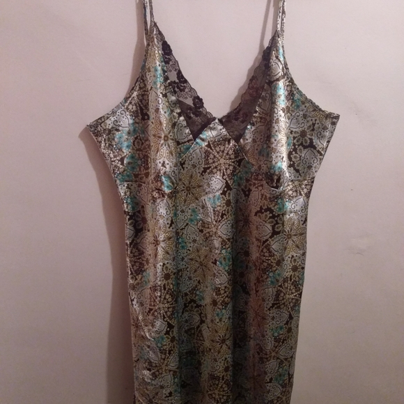 Adonna Woman Chemise Lingerie. - Picture 5 of 6